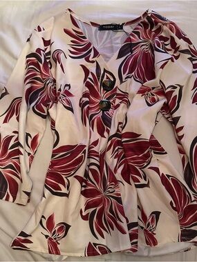 Floral V-Neck Long Sleeve Blouse in Cream and Burgundy